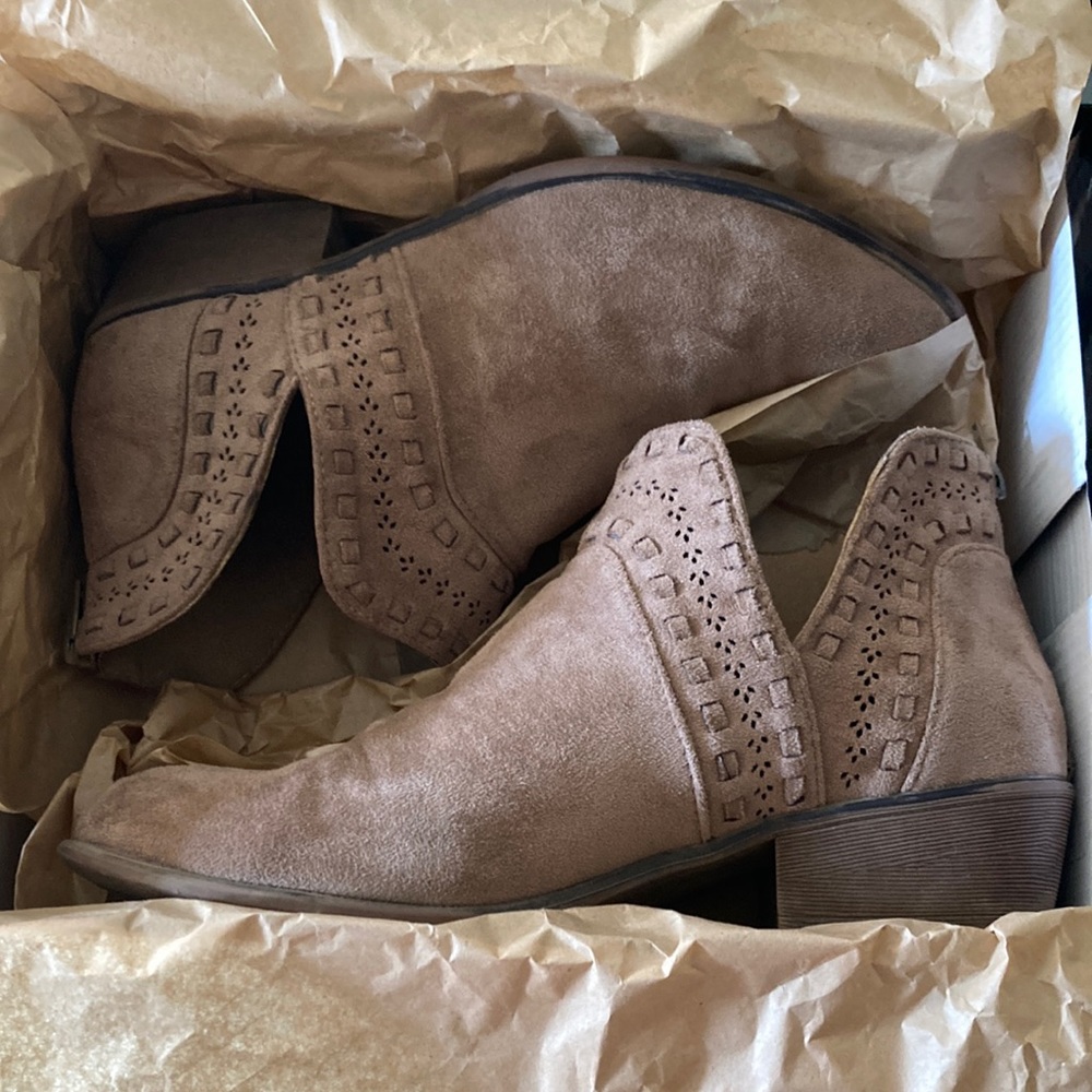 Pierre Dumas ankle boots